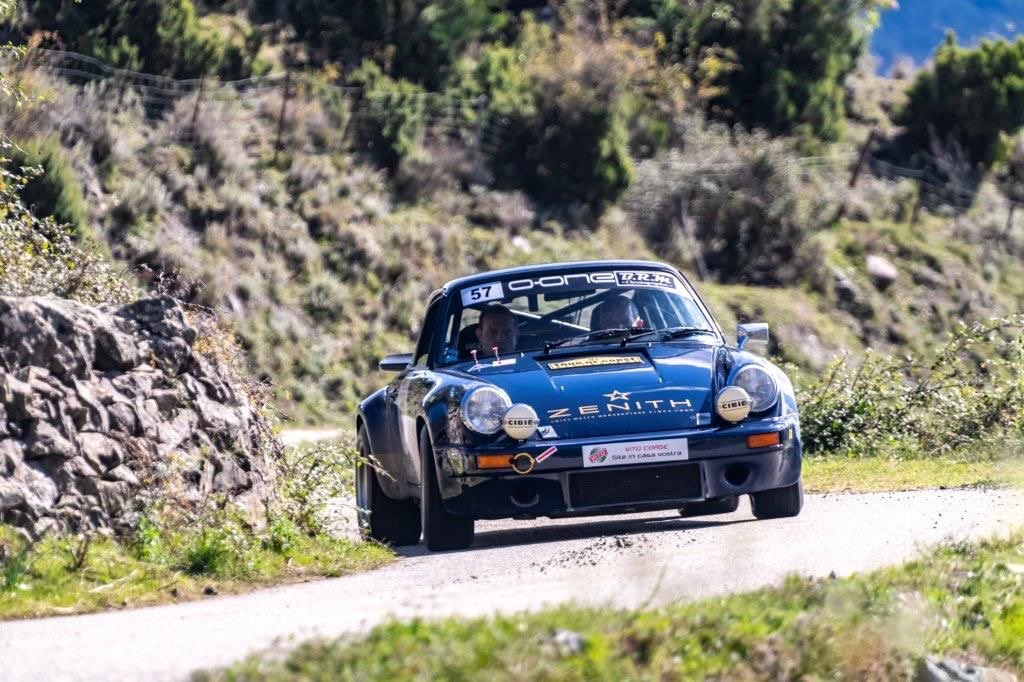 L’équipage Poggioli-Cuer en spéciale sur la Porsche 911 RSR 3 litres préparée par O-ONE