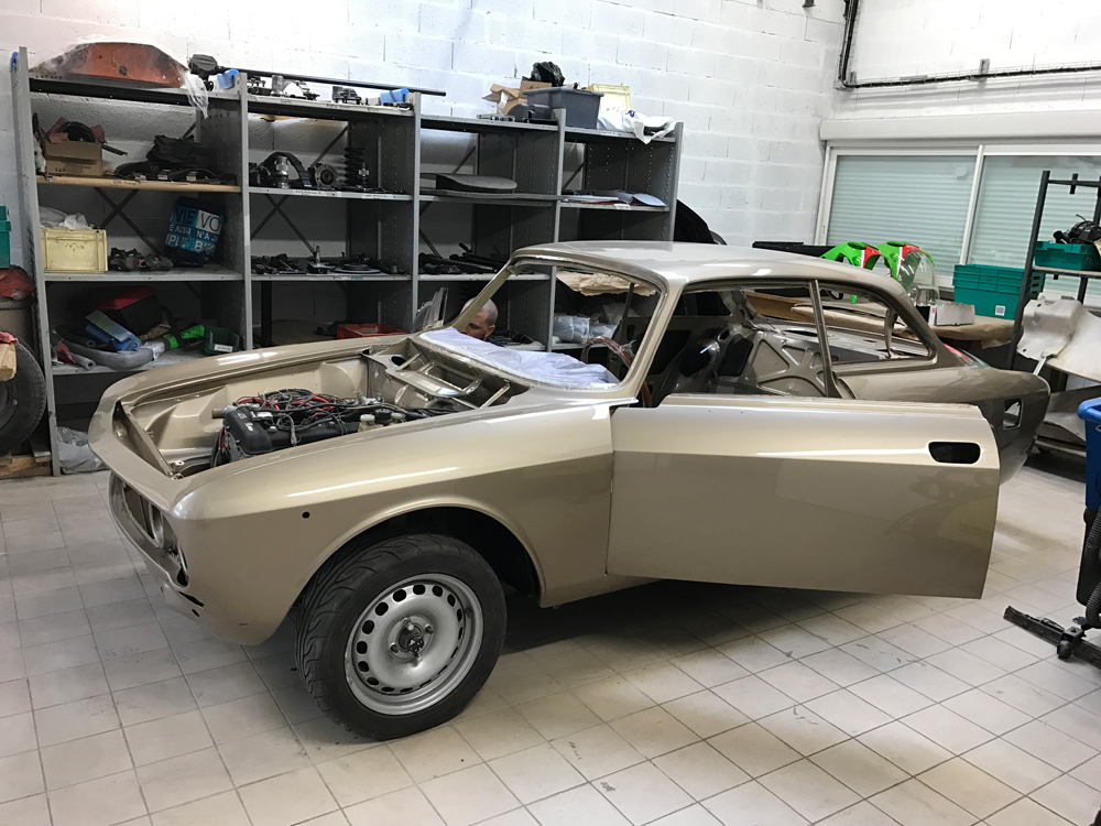 restauration alfa romeo 2000 coupe bertone 33