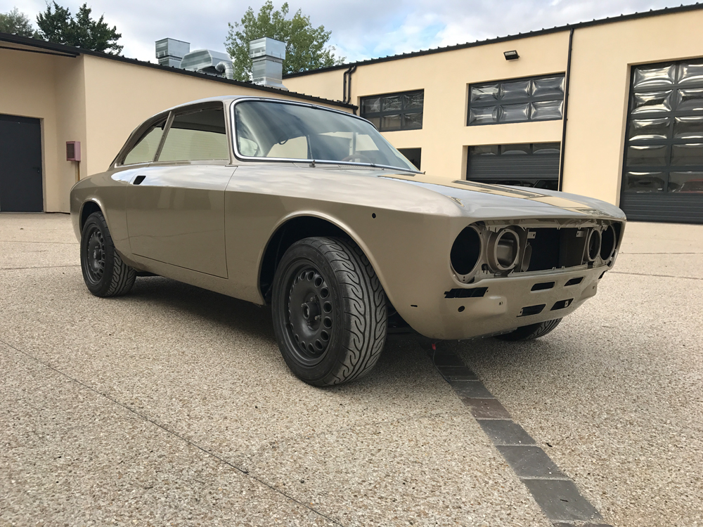 restauration alfa romeo 2000 coupe bertone 37