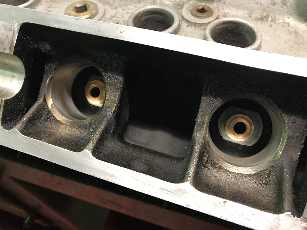 restauration aston martin dbs 1970 15