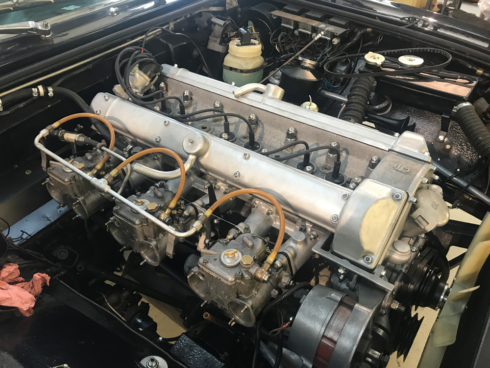 restauration aston martin dbs 1970 40