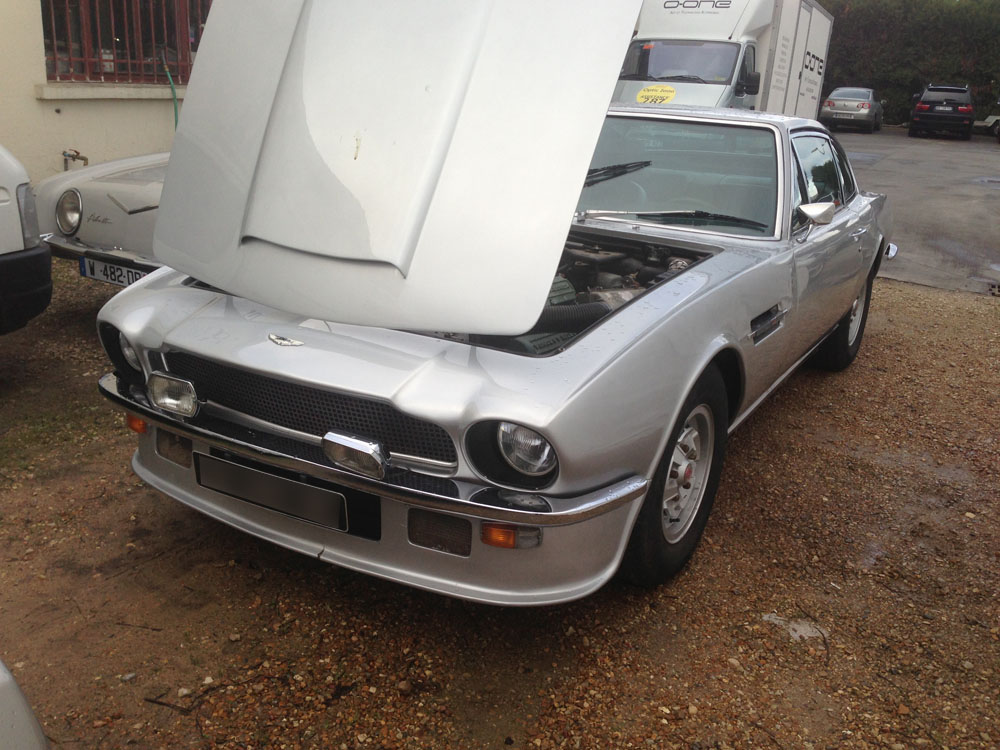 restauration aston martin v8 1972 1