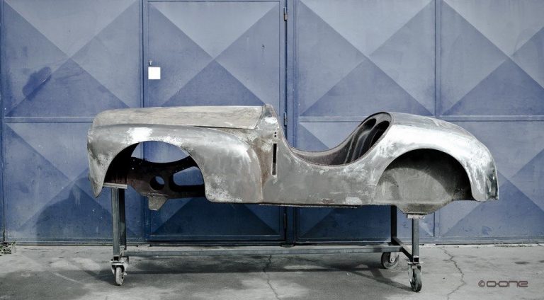 Chausson CHS aubergine restaurée par O-ONE, prototype unique de 1946, photographie 31 sur 107