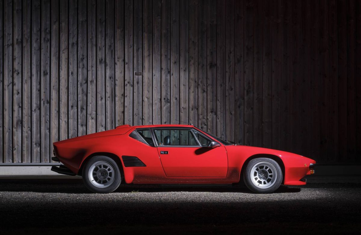restauration De Tomaso Pantera GT5-S