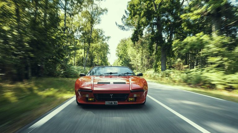 restauration De Tomaso Pantera GT5-S