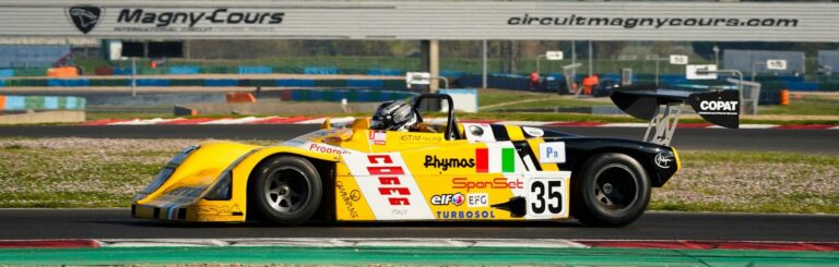 Lucchini SP91 n° 35 de profil devant les tribunes de Magny-Cours