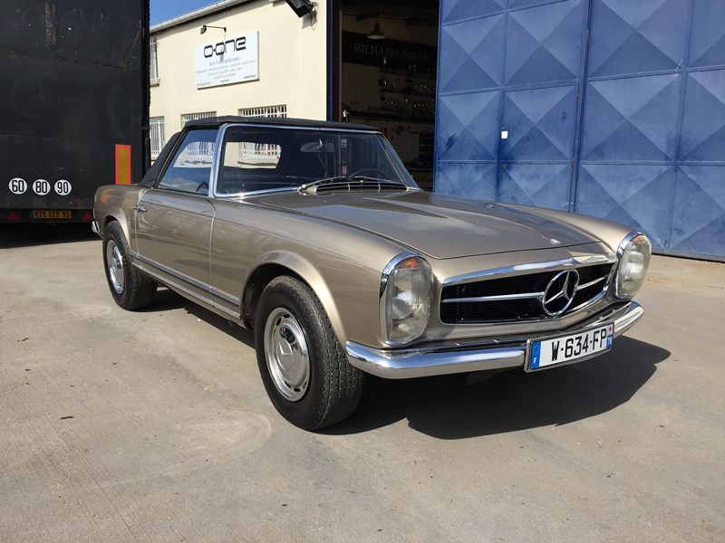 restauration mercedes pagode 280sl 94