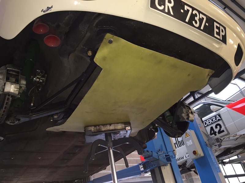 restauration porsche 911 e 22 coupe 1970 35
