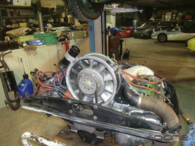 restauration porsche 911 e 22 coupe 1970 5