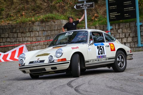 restauration porsche 911 e 22 coupe 1970 50