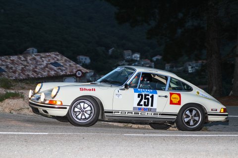restauration porsche 911 e 22 coupe 1970 51