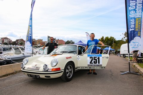 restauration porsche 911 e 22 coupe 1970 53