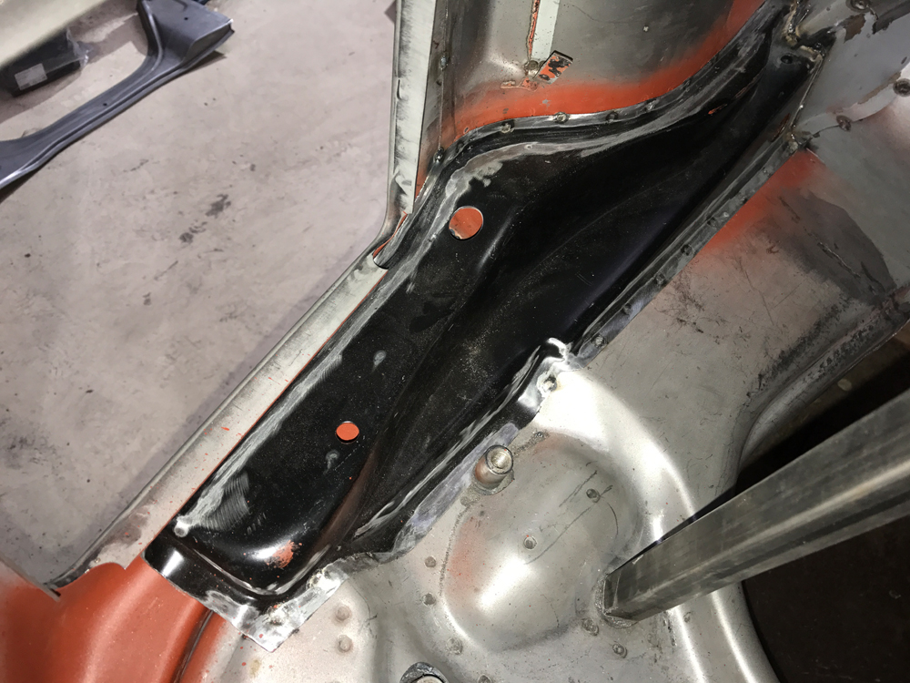 restauration porsche 911 st replica 20