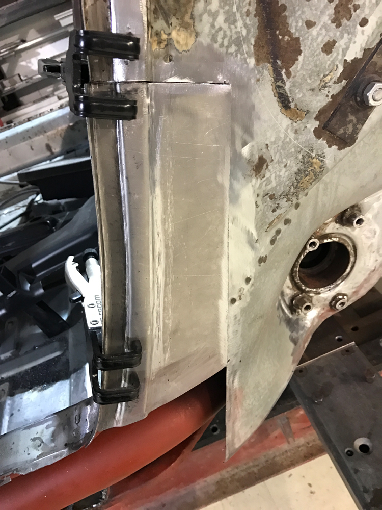 restauration porsche 911 st replica 33