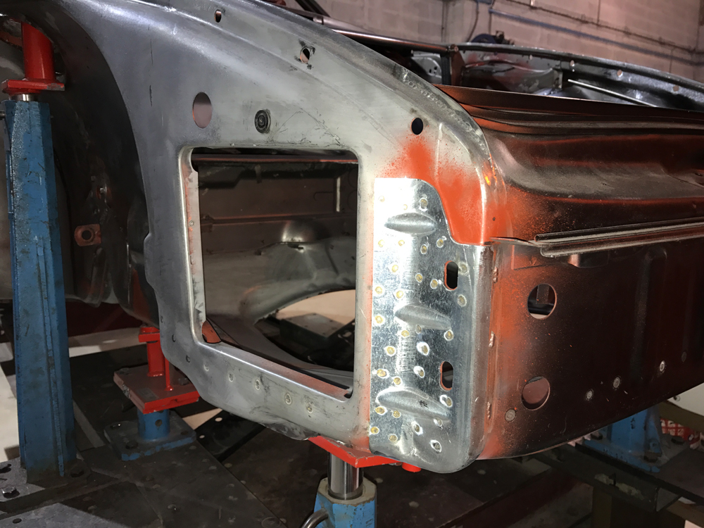 restauration porsche 911 st replica 36