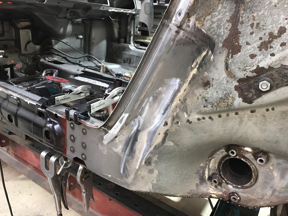 restauration porsche 911 st replica 39