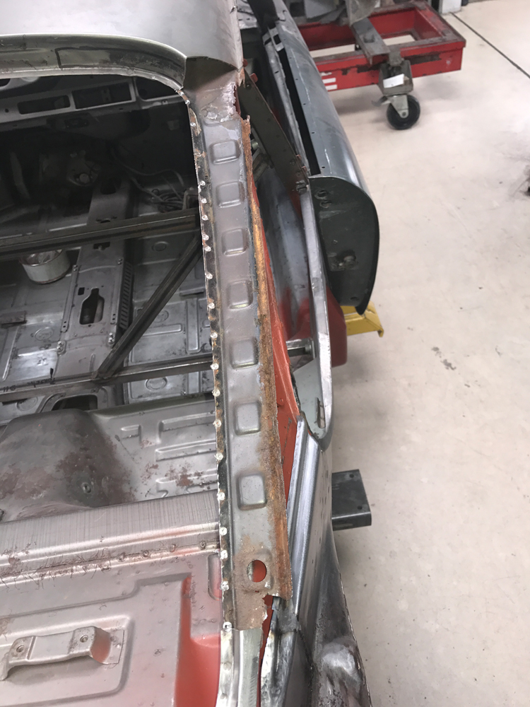 restauration porsche 911 st replica 64