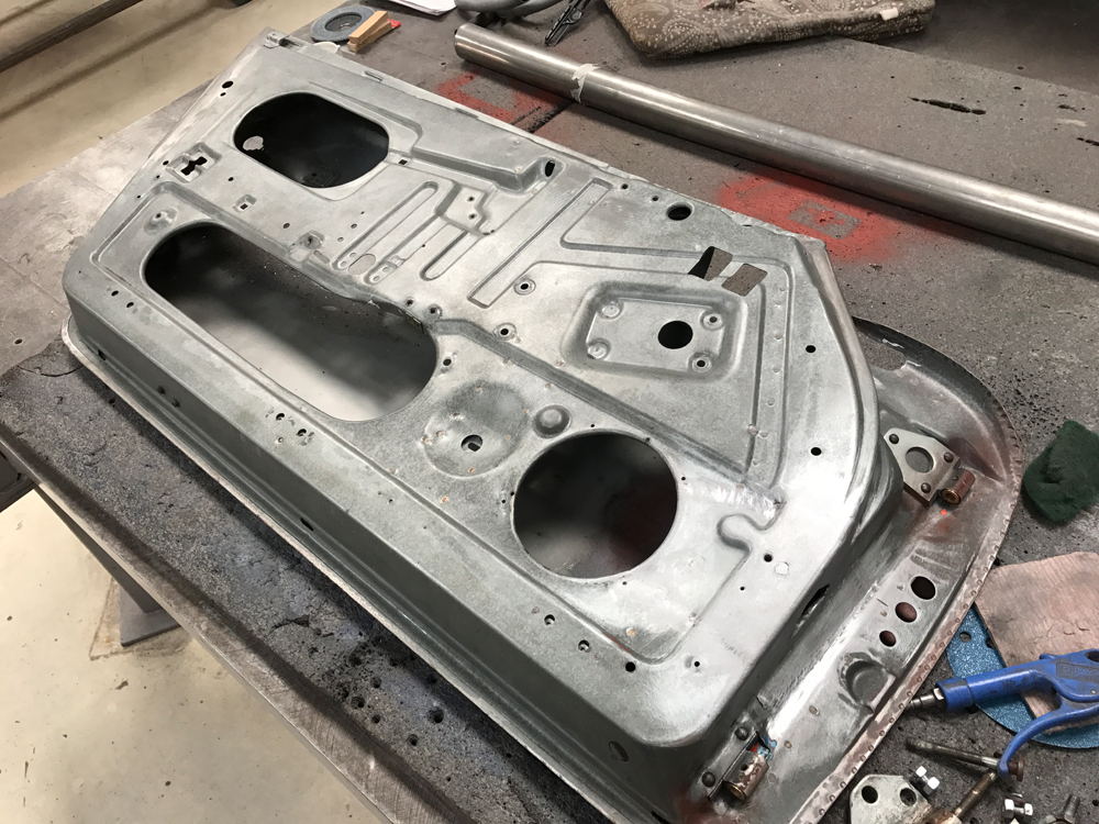 restauration porsche 911 st replica 78